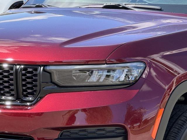 new 2025 Jeep Grand Cherokee car, priced at $42,822