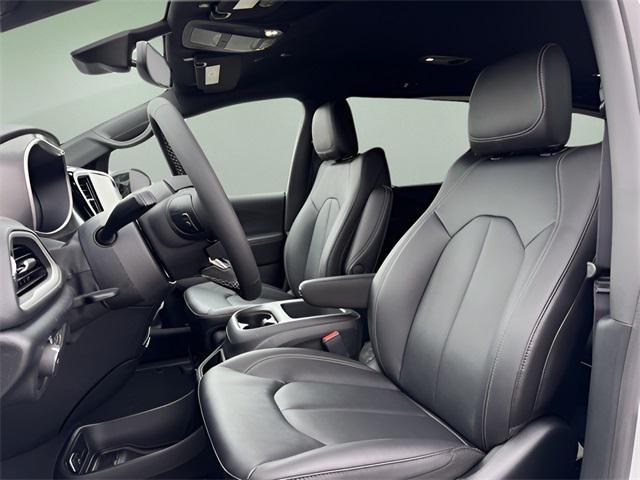 new 2026 Chrysler Pacifica car, priced at $42,124