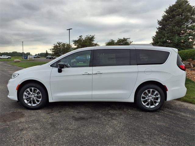 new 2026 Chrysler Pacifica car, priced at $49,532
