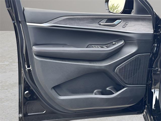 new 2025 Jeep Grand Cherokee L car, priced at $51,984
