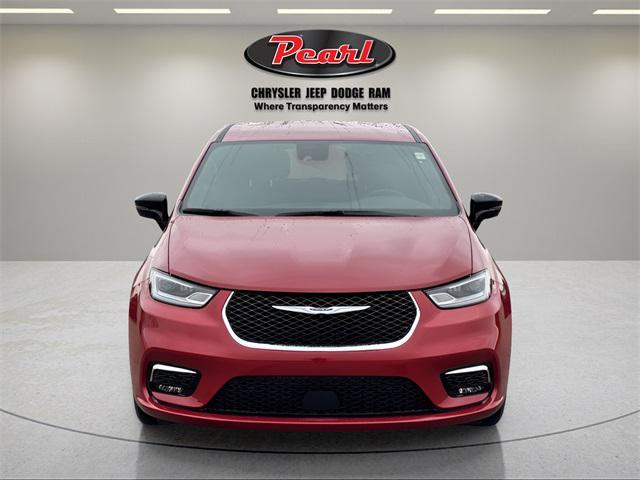 new 2026 Chrysler Pacifica car, priced at $42,124