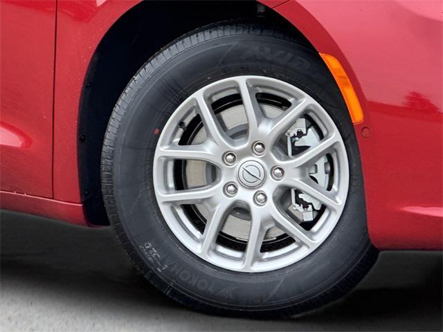 new 2026 Chrysler Pacifica car, priced at $42,124