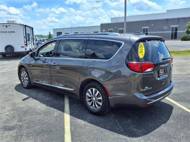 used 2019 Chrysler Pacifica car, priced at $16,000