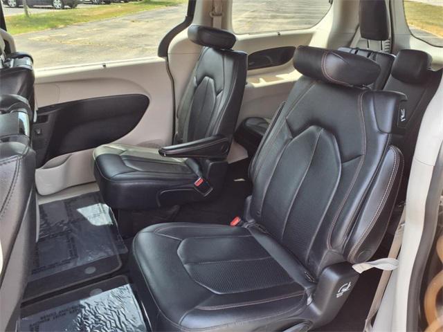 used 2019 Chrysler Pacifica car, priced at $16,000