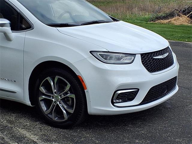 used 2024 Chrysler Pacifica car, priced at $45,531