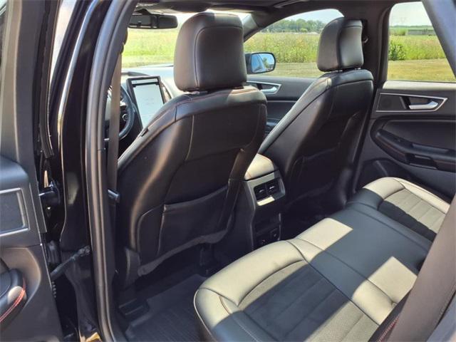 used 2021 Ford Edge car, priced at $22,000
