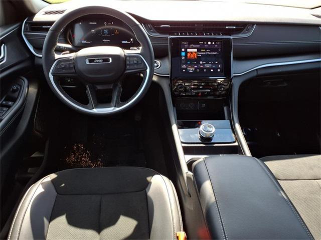 used 2025 Jeep Grand Cherokee car, priced at $39,900