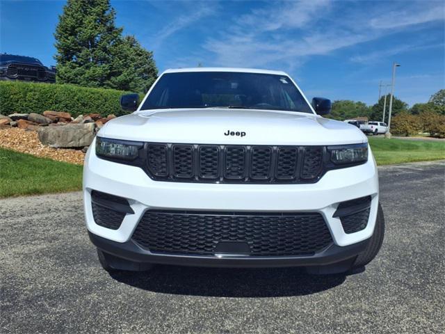 used 2025 Jeep Grand Cherokee car, priced at $39,900