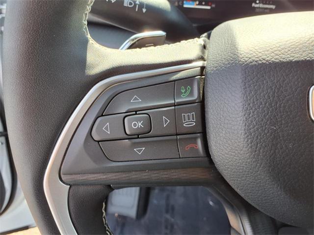 used 2025 Jeep Grand Cherokee car, priced at $39,900
