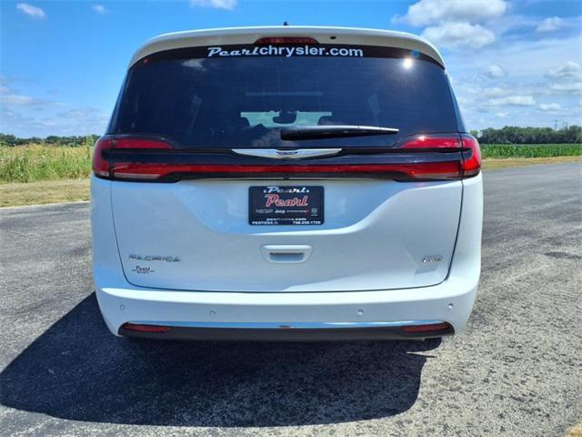 new 2025 Chrysler Pacifica car, priced at $47,573