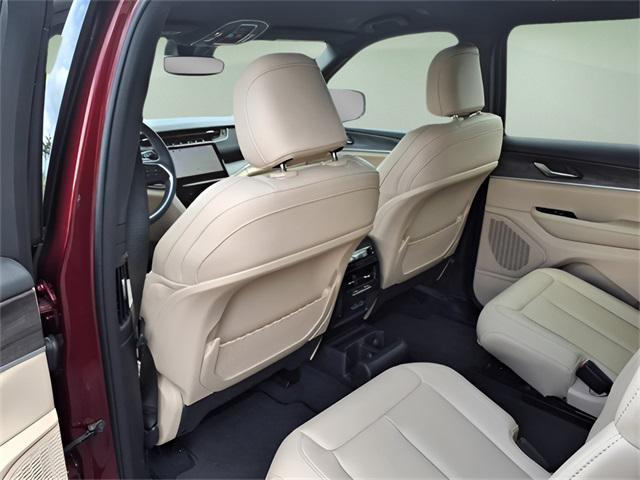 used 2024 Jeep Grand Cherokee L car, priced at $35,091