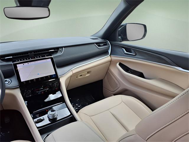 used 2024 Jeep Grand Cherokee L car, priced at $35,091