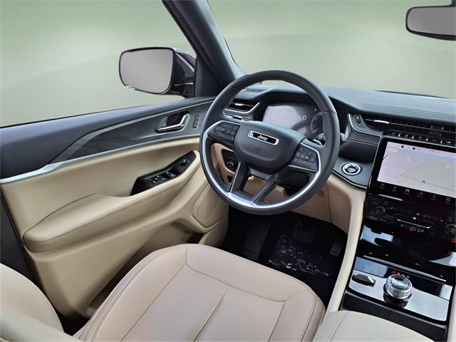 used 2024 Jeep Grand Cherokee L car, priced at $35,091