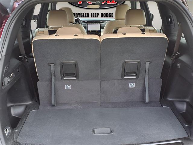 used 2024 Jeep Grand Cherokee L car, priced at $35,091