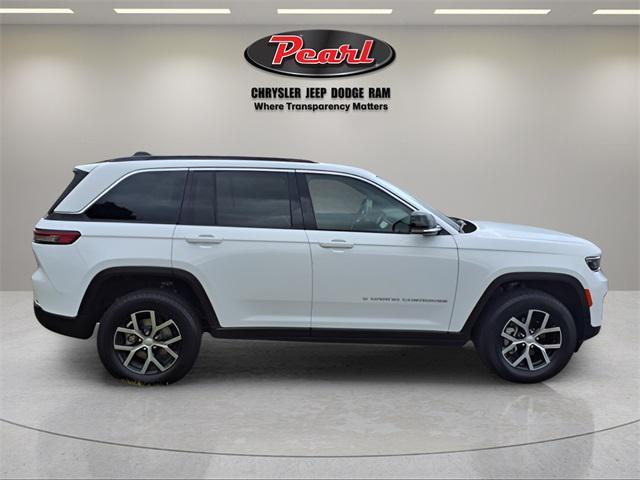 used 2024 Jeep Grand Cherokee car, priced at $30,696