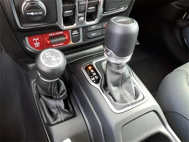 new 2025 Jeep Gladiator car, priced at $47,374