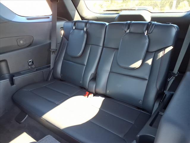 new 2025 Ford Explorer car