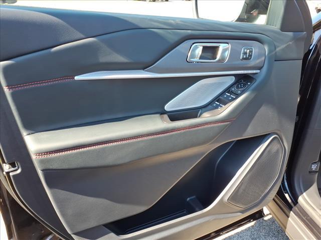 new 2025 Ford Explorer car