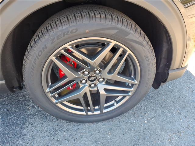 new 2025 Ford Explorer car