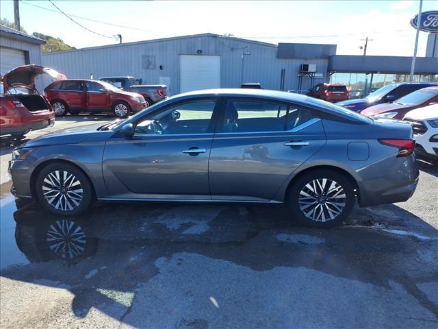 used 2024 Nissan Altima car