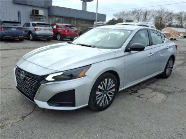 used 2024 Nissan Altima car