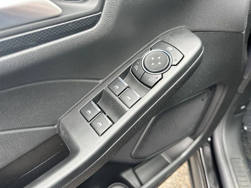 new 2025 Ford Escape car, priced at $33,150