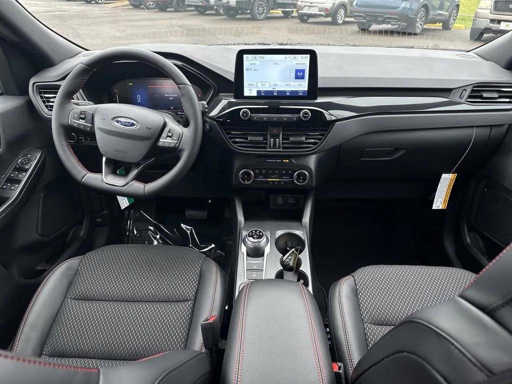 new 2025 Ford Escape car, priced at $33,150
