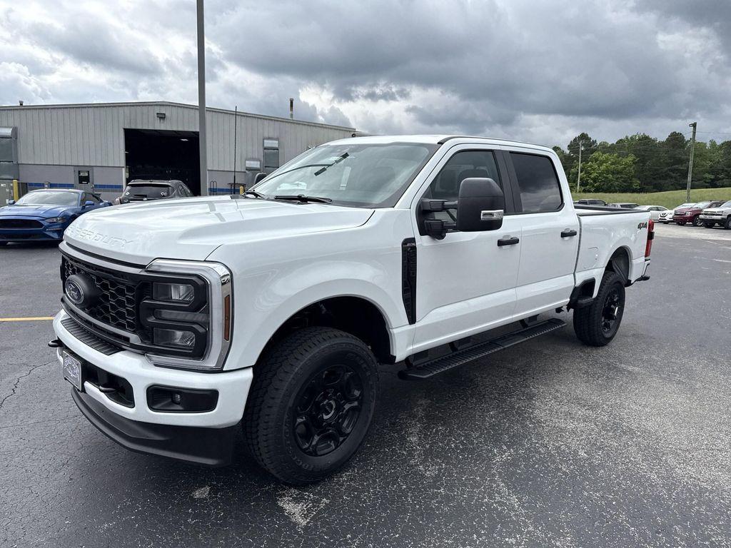 new 2025 Ford F-350 car, priced at $57,039