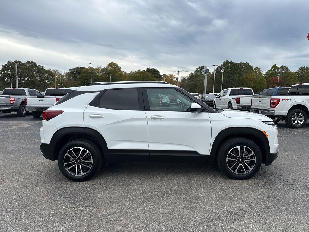 used 2024 Chevrolet TrailBlazer car, priced at $23,988