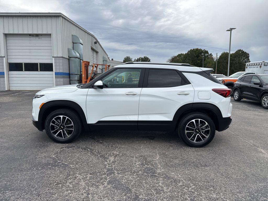 used 2024 Chevrolet TrailBlazer car, priced at $23,988
