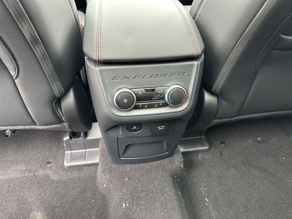 new 2025 Ford Explorer car, priced at $53,951