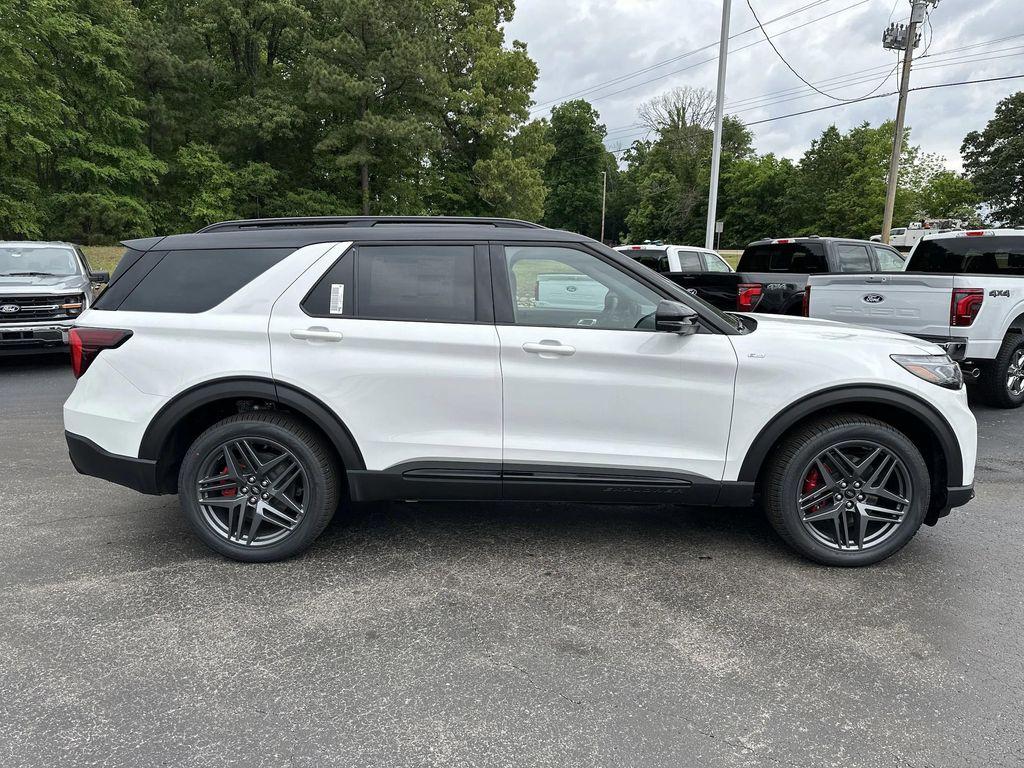 new 2025 Ford Explorer car, priced at $53,951