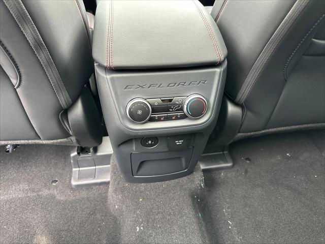 new 2025 Ford Explorer car, priced at $55,063