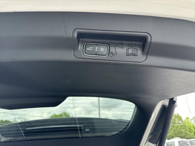 new 2025 Ford Explorer car, priced at $55,063