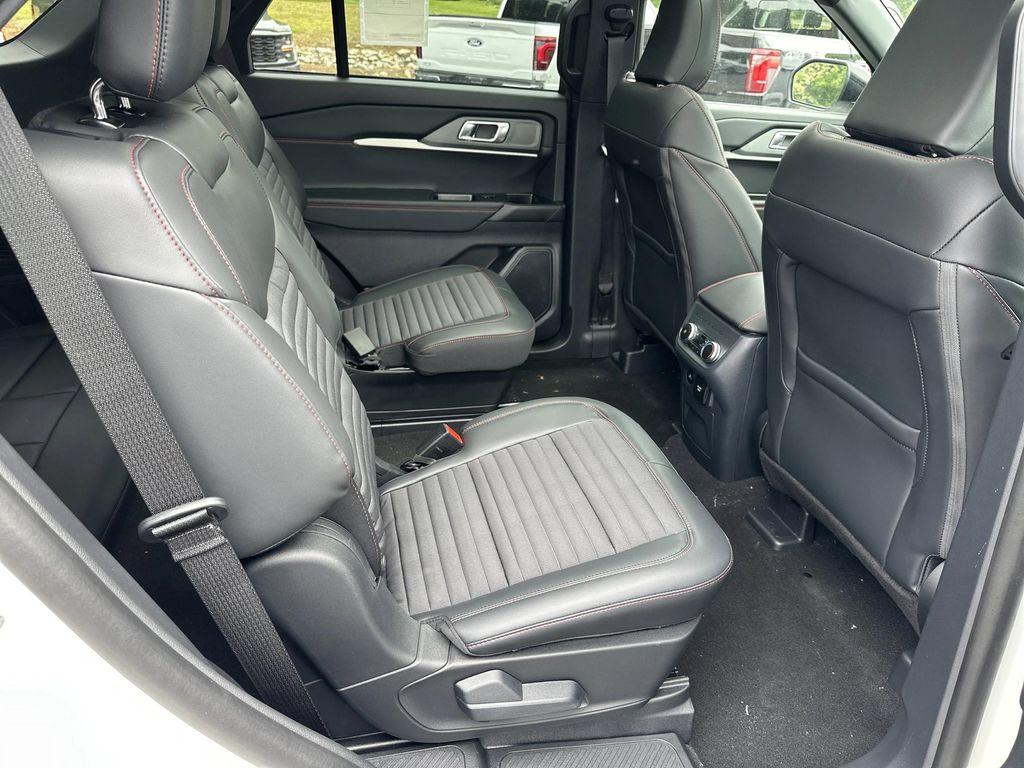 new 2025 Ford Explorer car, priced at $53,951
