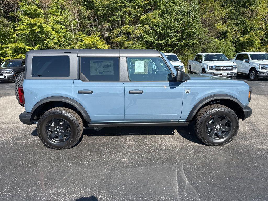 new 2025 Ford Bronco car, priced at $49,691