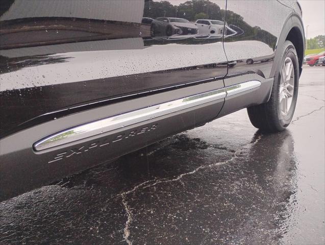 new 2025 Ford Explorer car, priced at $39,874