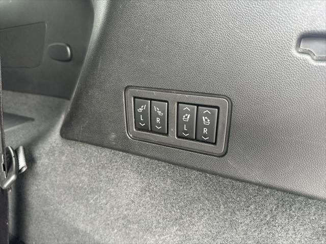 used 2020 Cadillac XT6 car, priced at $28,888