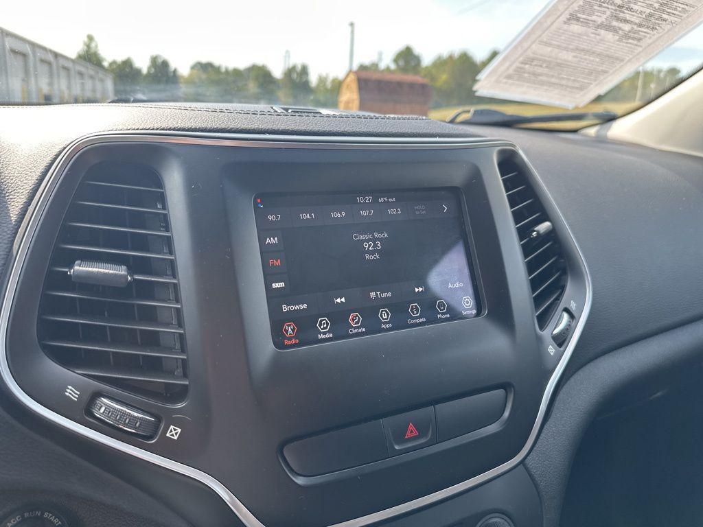 used 2020 Jeep Cherokee car, priced at $17,975