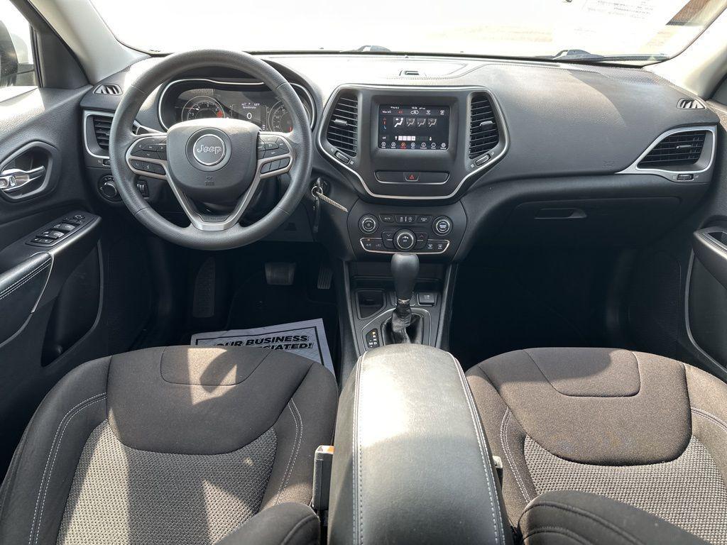 used 2020 Jeep Cherokee car, priced at $17,975