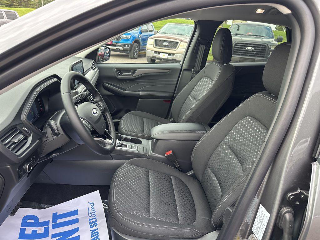 new 2026 Ford Escape car, priced at $32,128