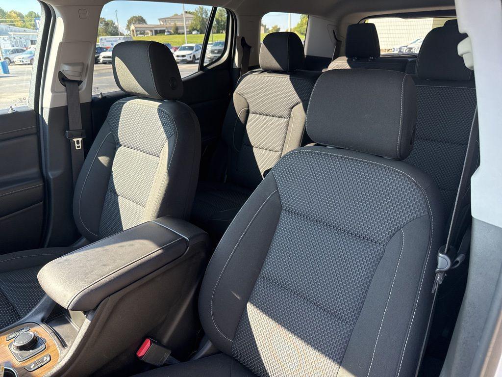 used 2023 GMC Acadia car, priced at $29,988