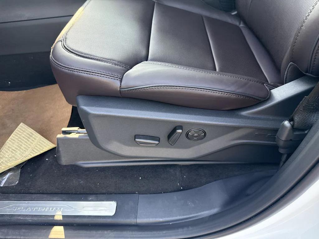 new 2025 Ford Expedition Max car, priced at $90,719