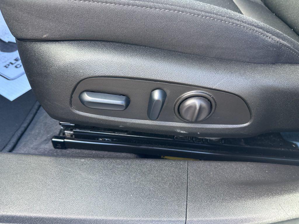 used 2024 Chevrolet Malibu car, priced at $20,888