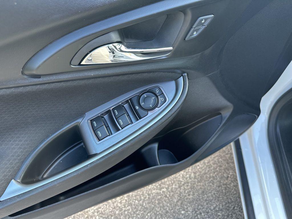 used 2024 Chevrolet Malibu car, priced at $20,888