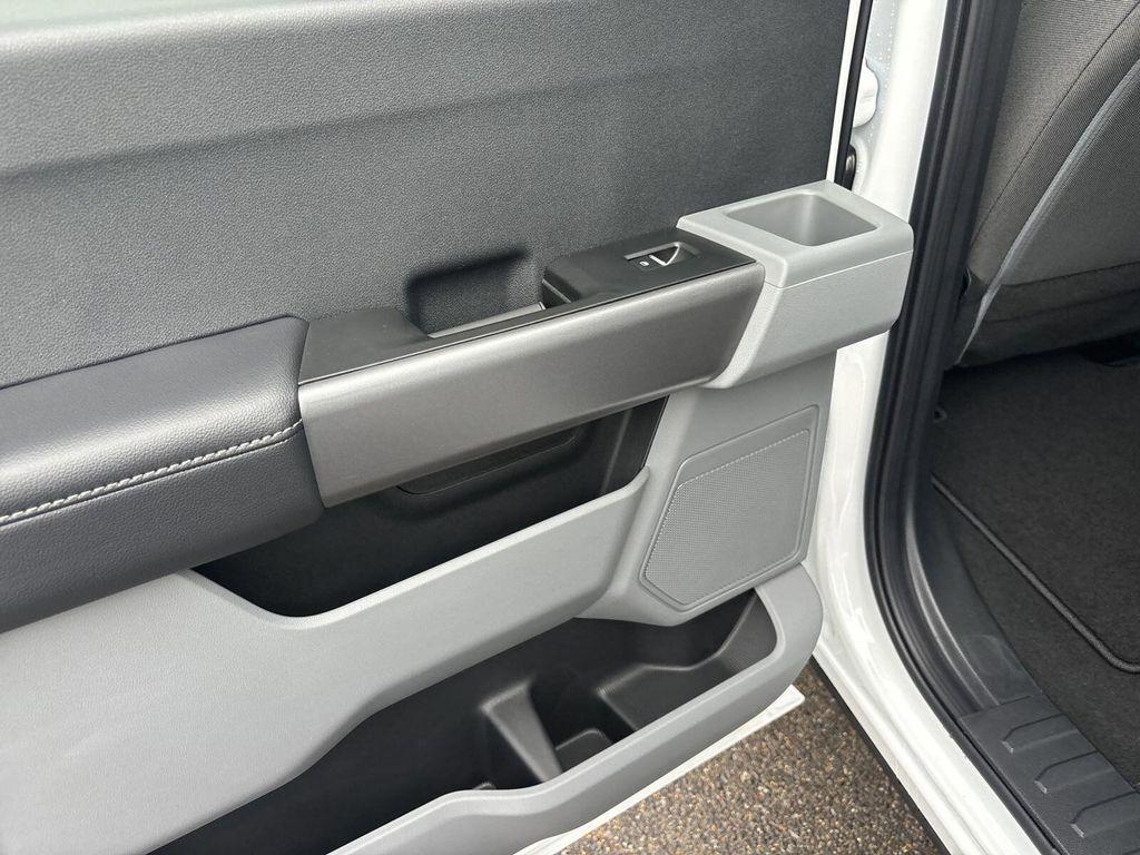 new 2025 Ford F-250 car, priced at $64,476