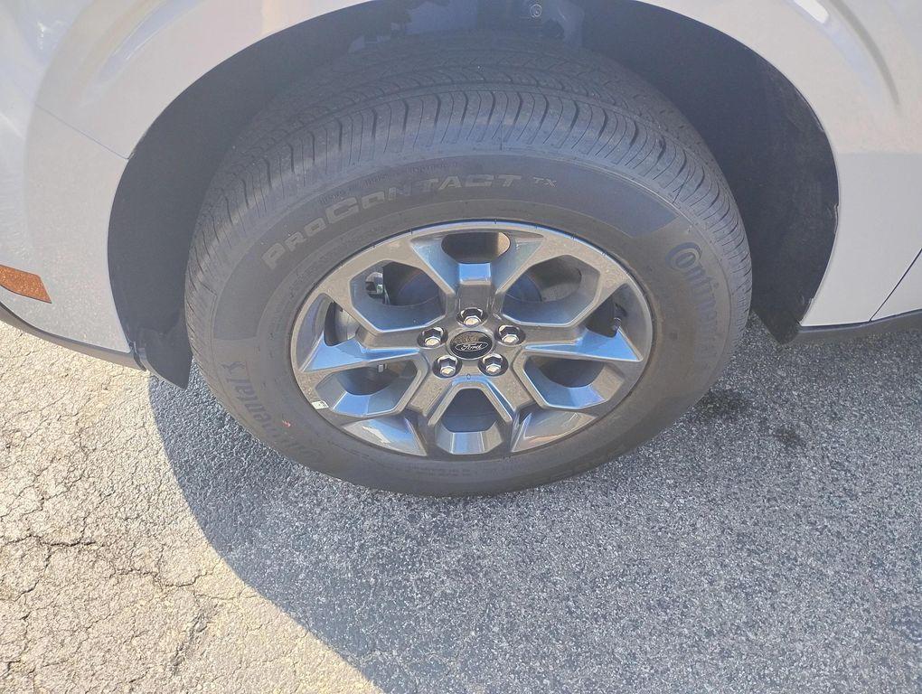 new 2025 Ford Maverick car, priced at $34,082