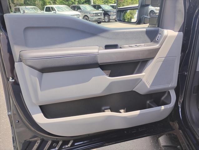 new 2025 Ford F-250 car, priced at $55,884