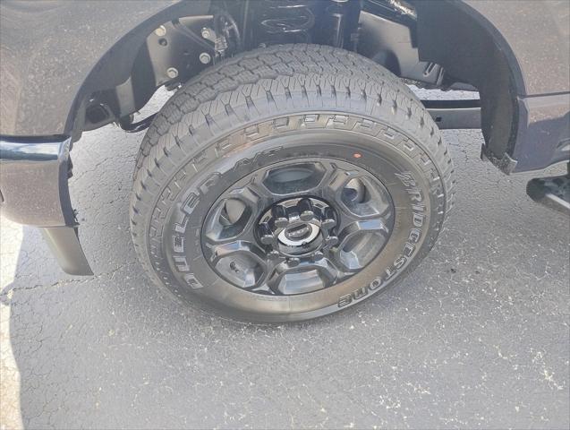 new 2025 Ford F-250 car, priced at $55,884