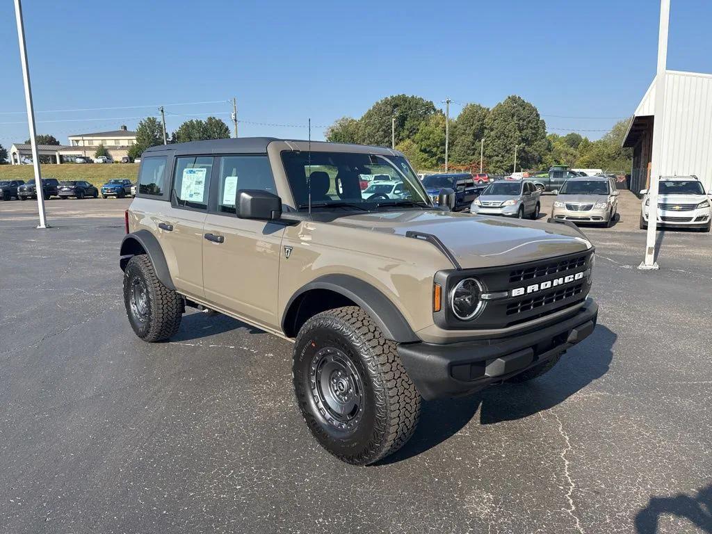 new 2025 Ford Bronco car, priced at $49,300